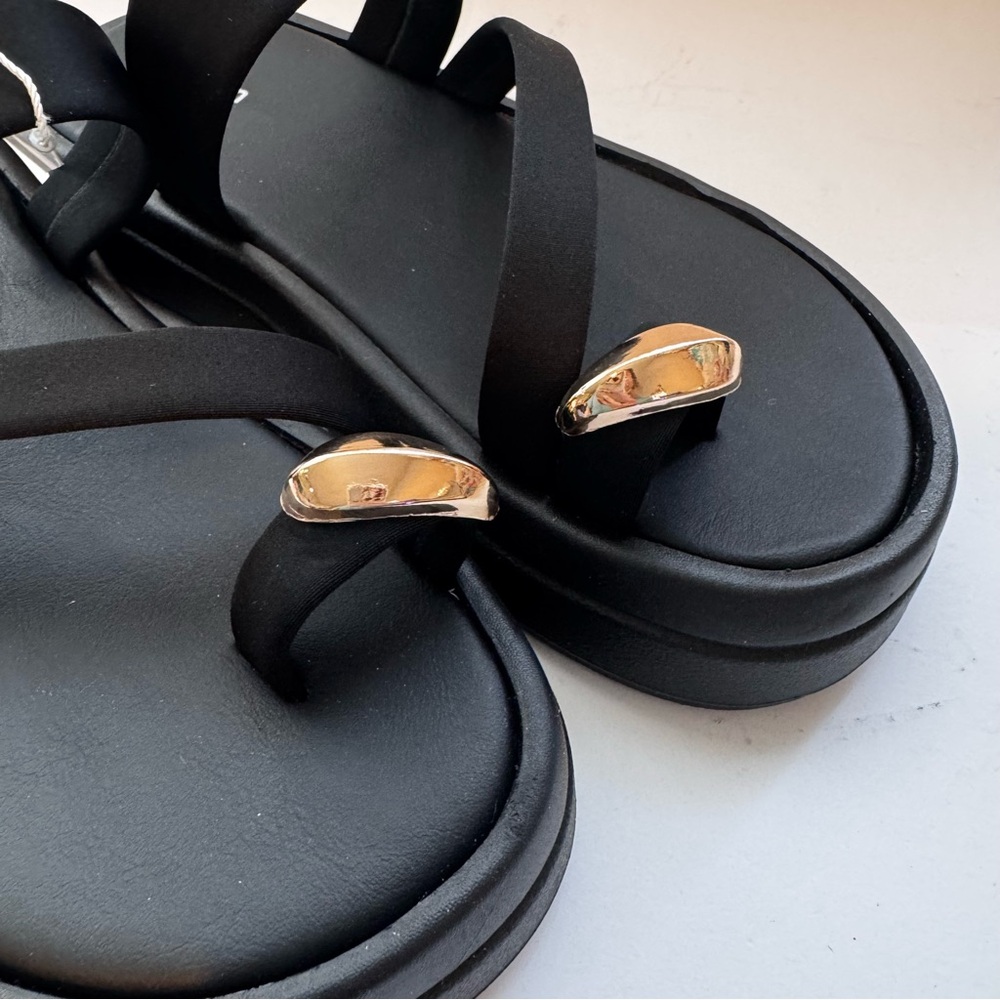 Black Strappy Slide Sandals Women’s size 6 - Picture 8 of 11